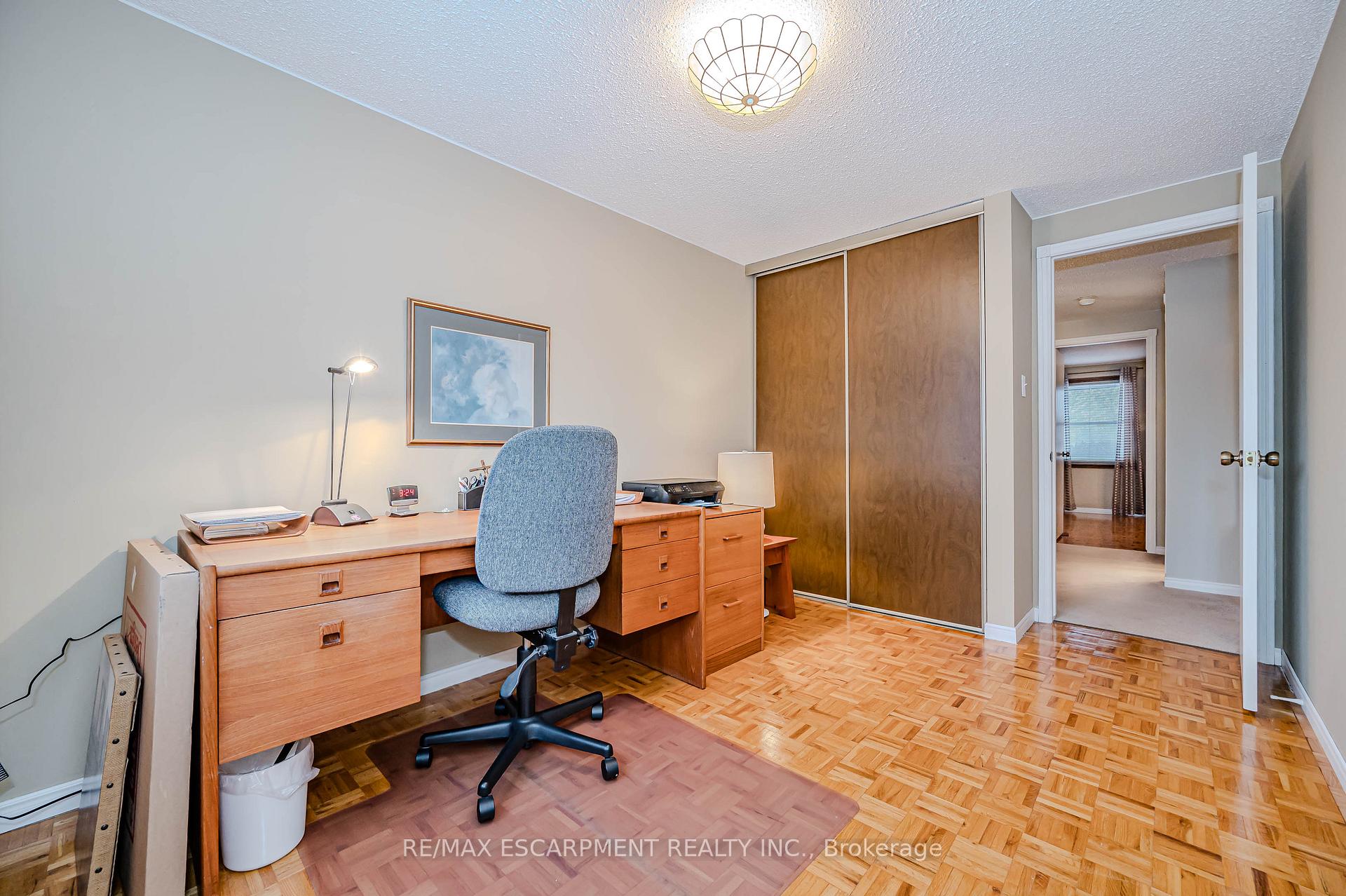 Photo 19 of 2187 Melissa Crescent, Burlington, Brant Hills — HOMEH