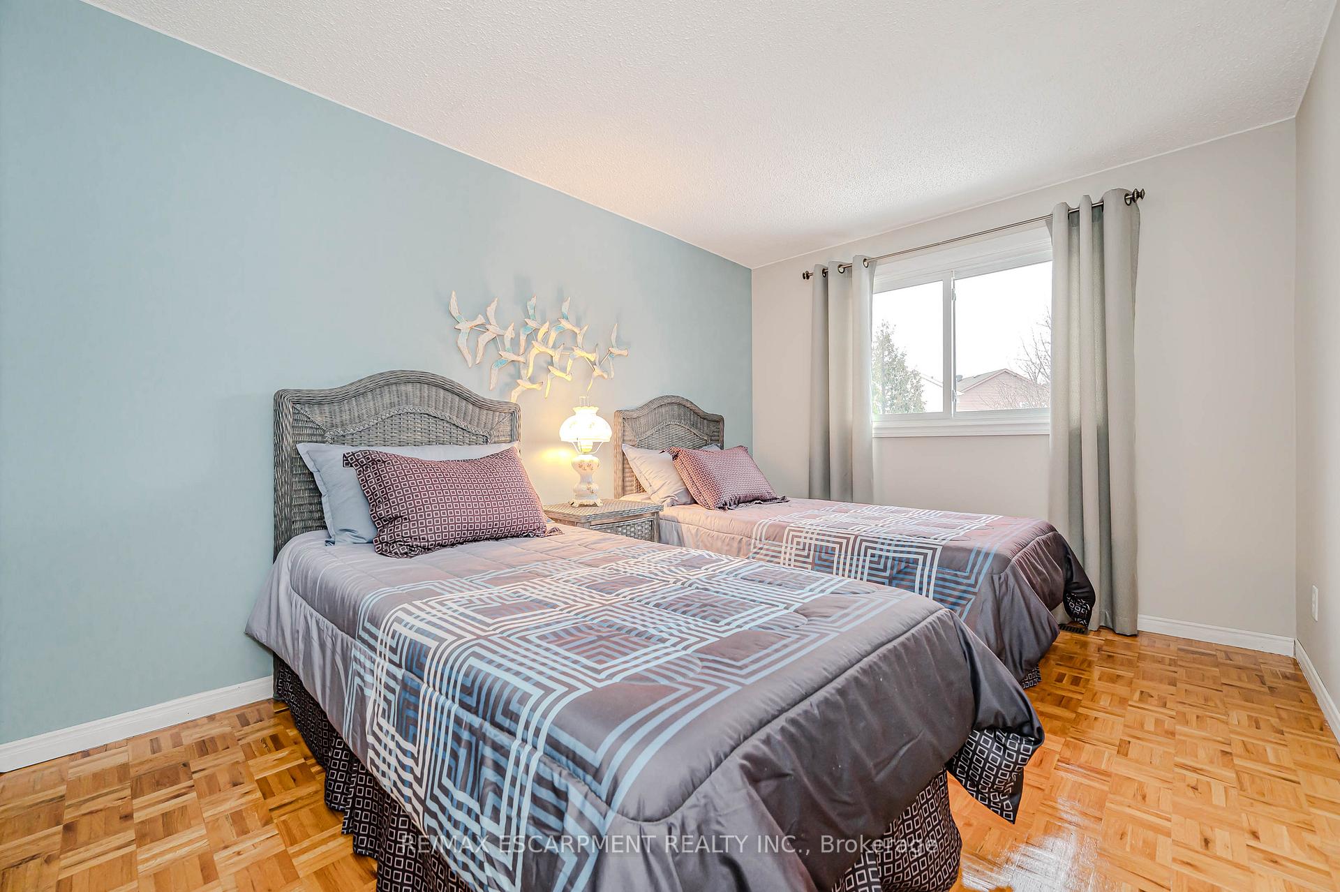 Photo 20 of 2187 Melissa Crescent, Burlington, Brant Hills — HOMEH