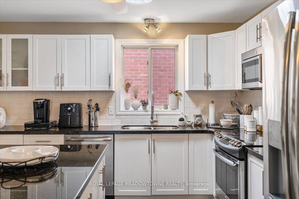 Photo 17 of 59 Massena Drive, Hamilton, Barnstown — HOMEH