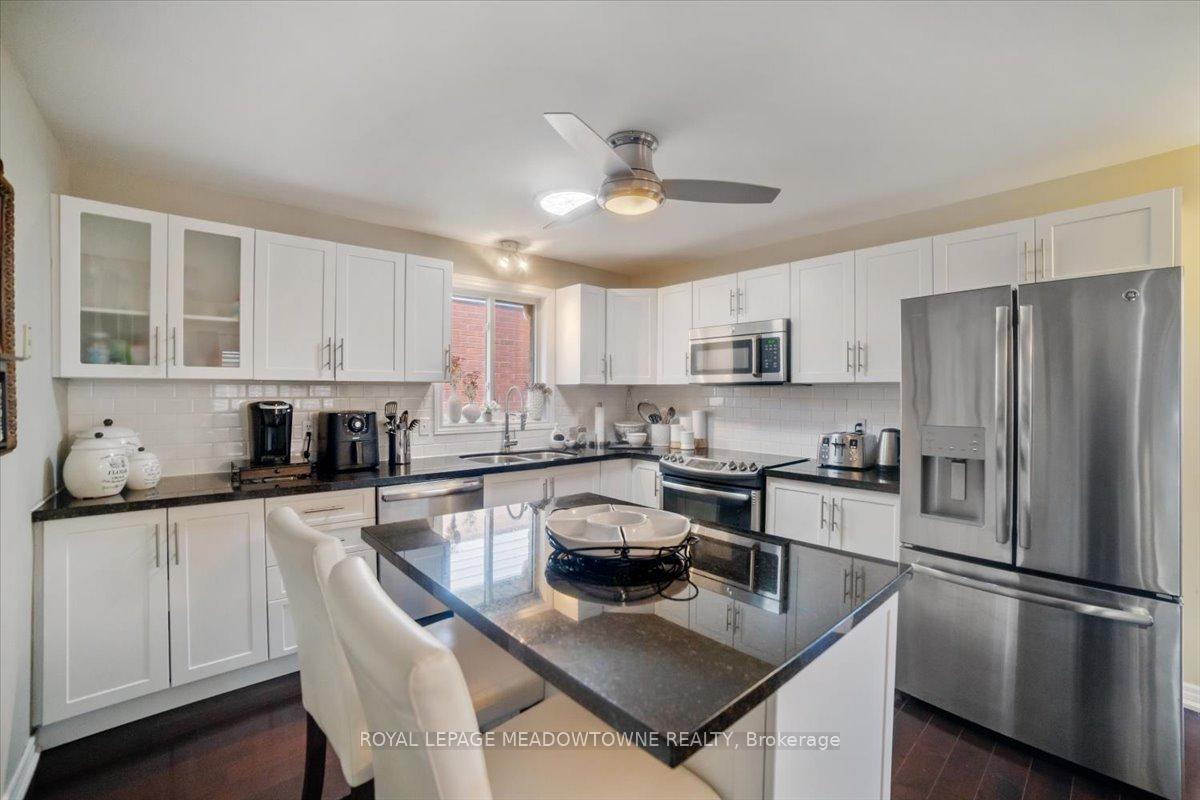 Photo 19 of 59 Massena Drive, Hamilton, Barnstown — HOMEH