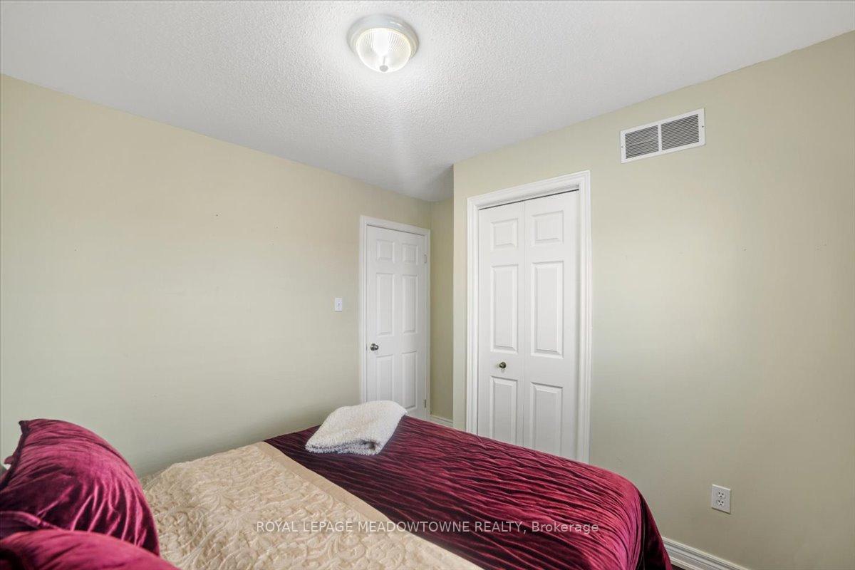 Photo 26 of 59 Massena Drive, Hamilton, Barnstown — HOMEH