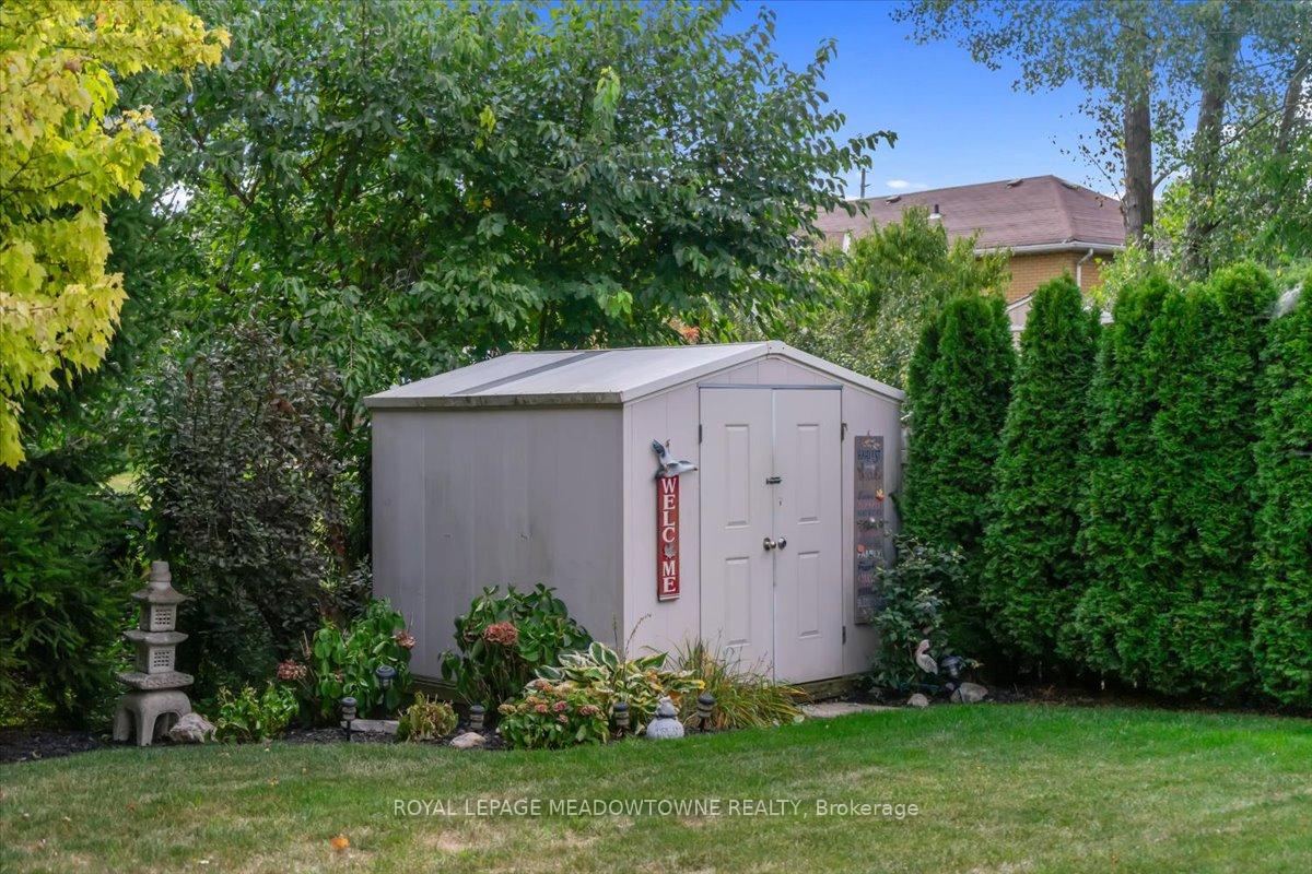 Photo 43 of 59 Massena Drive, Hamilton, Barnstown — HOMEH