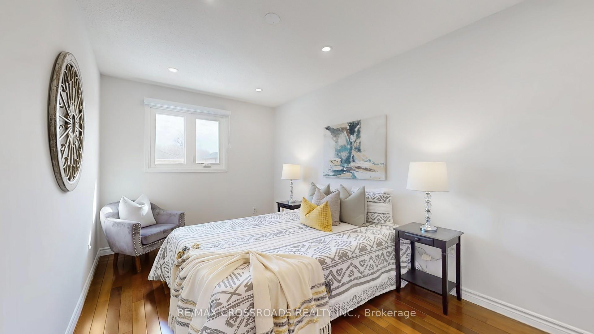 Photo 21 of 177 Findhorn Crescent, Vaughan, Maple — HOMEH
