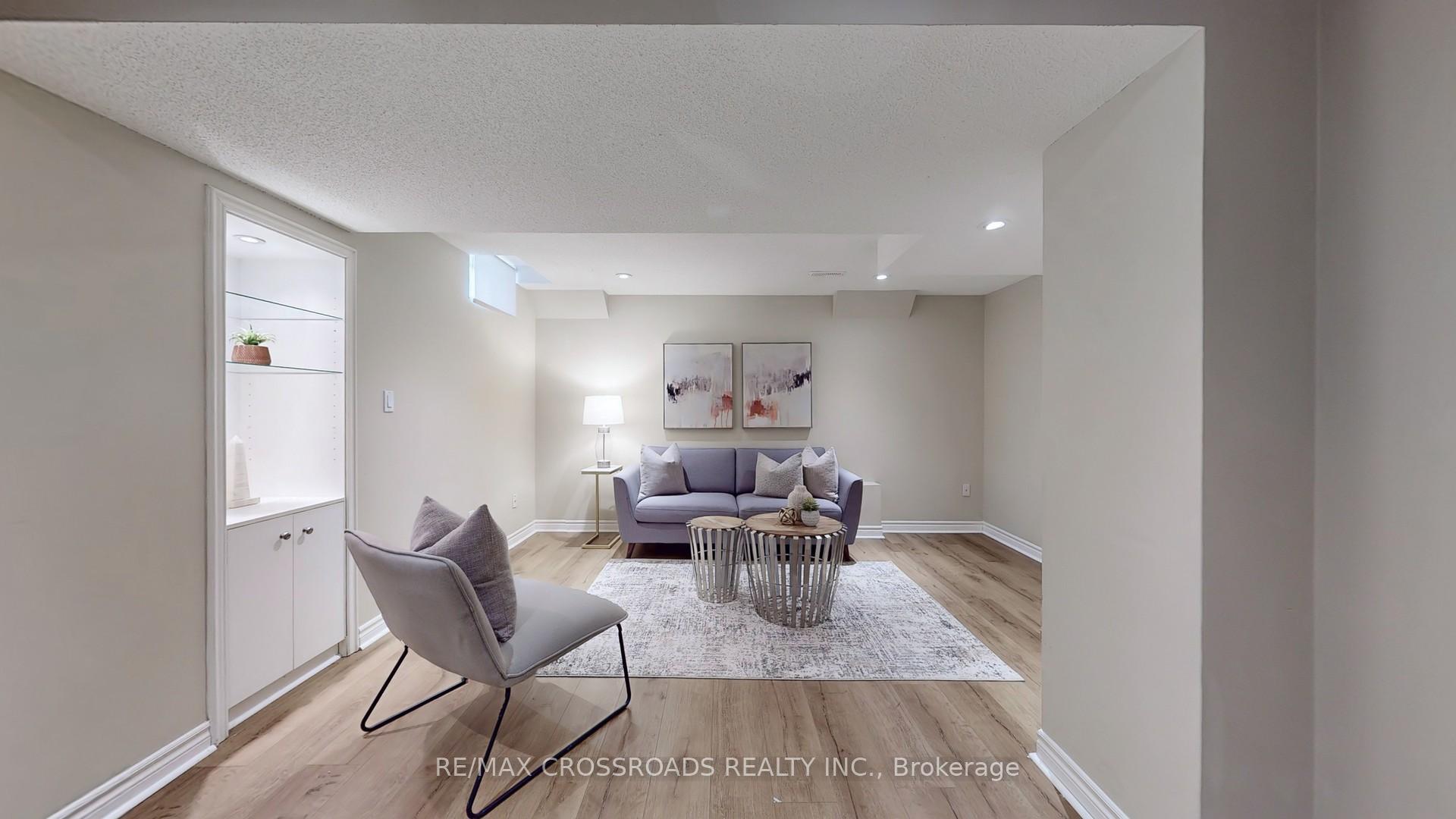 Photo 25 of 177 Findhorn Crescent, Vaughan, Maple — HOMEH