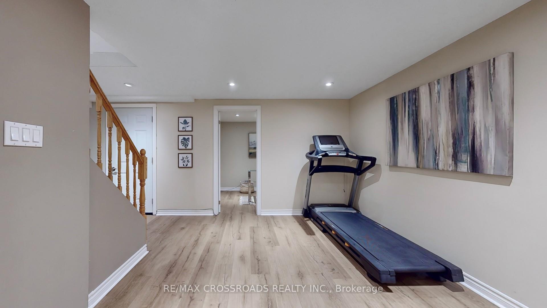Photo 26 of 177 Findhorn Crescent, Vaughan, Maple — HOMEH