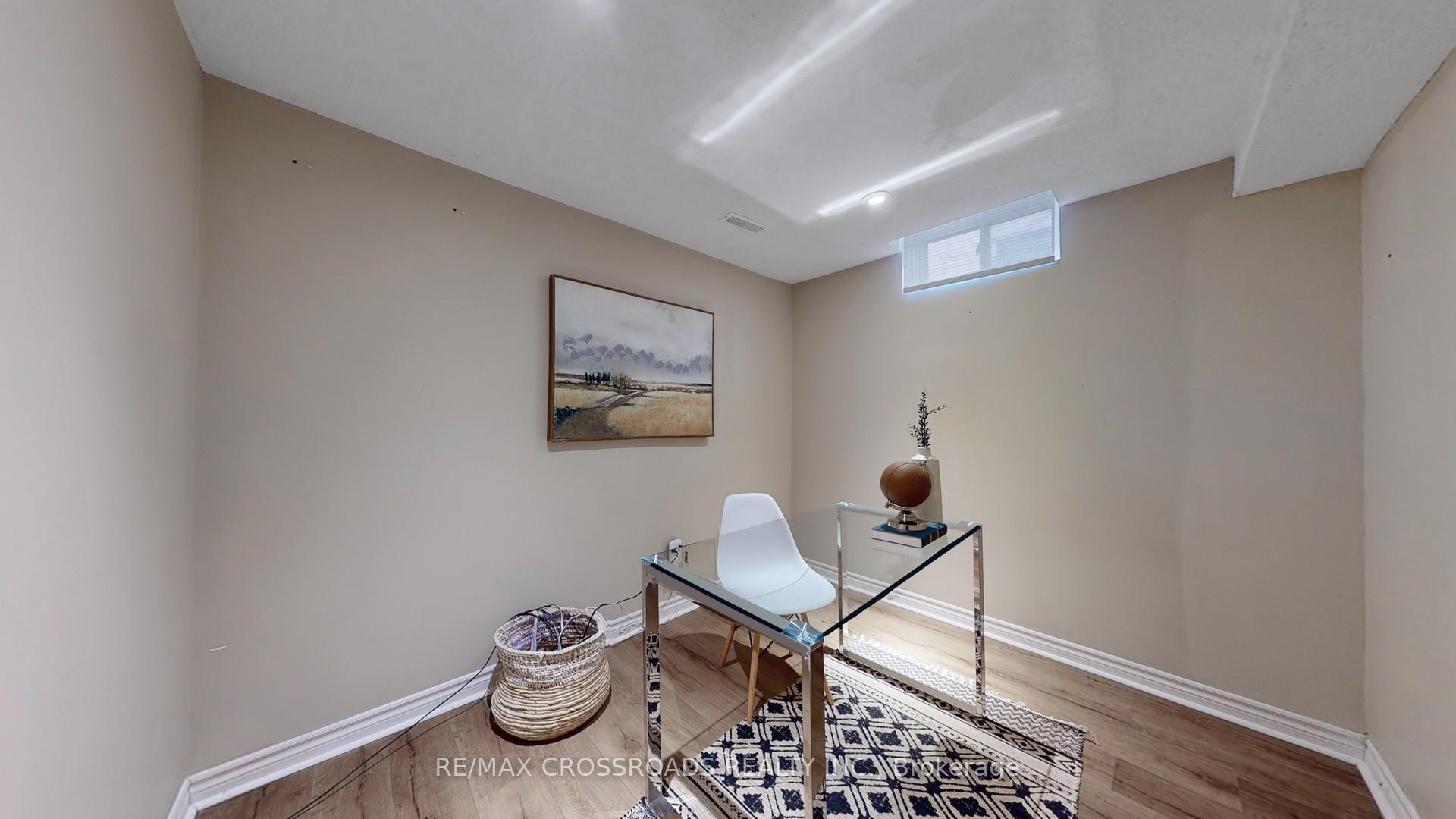 Photo 27 of 177 Findhorn Crescent, Vaughan, Maple — HOMEH