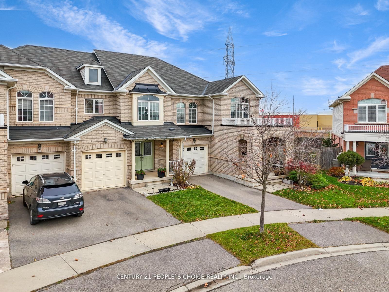 Photo 2 of 4872 Capri Crescent, Burlington, Alton — HOMEH