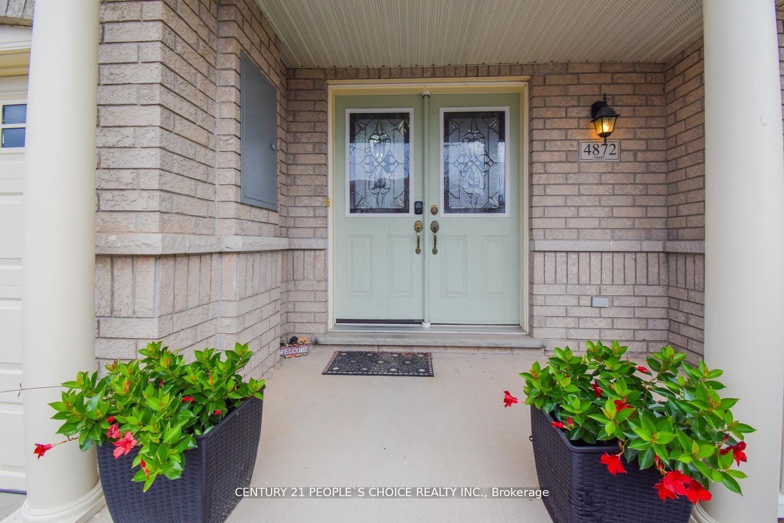 Photo 10 of 4872 Capri Crescent, Burlington, Alton — HOMEH
