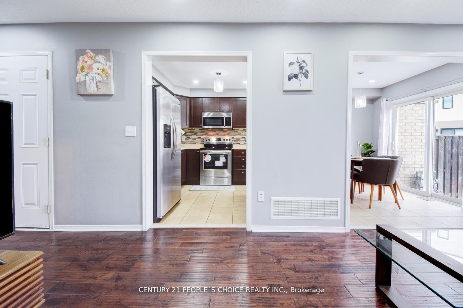 Photo 17 of 4872 Capri Crescent, Burlington, Alton — HOMEH