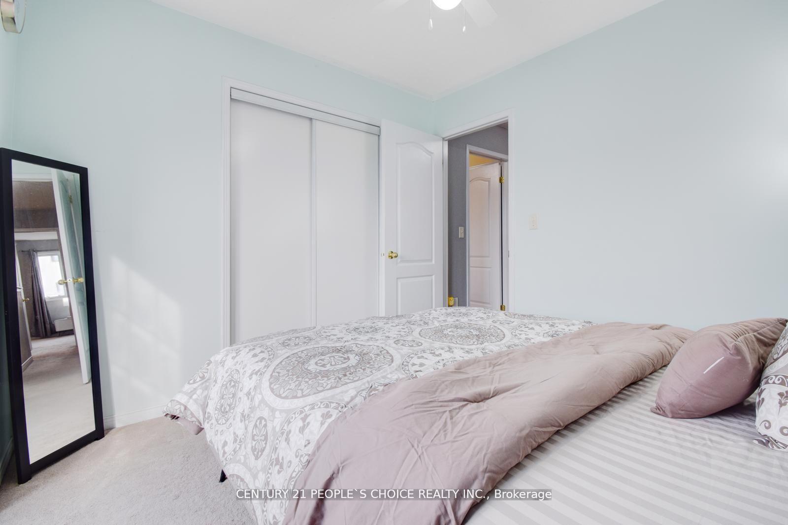 Photo 27 of 4872 Capri Crescent, Burlington, Alton — HOMEH