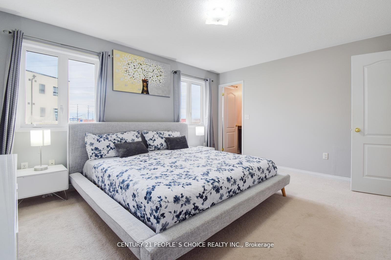Photo 32 of 4872 Capri Crescent, Burlington, Alton — HOMEH