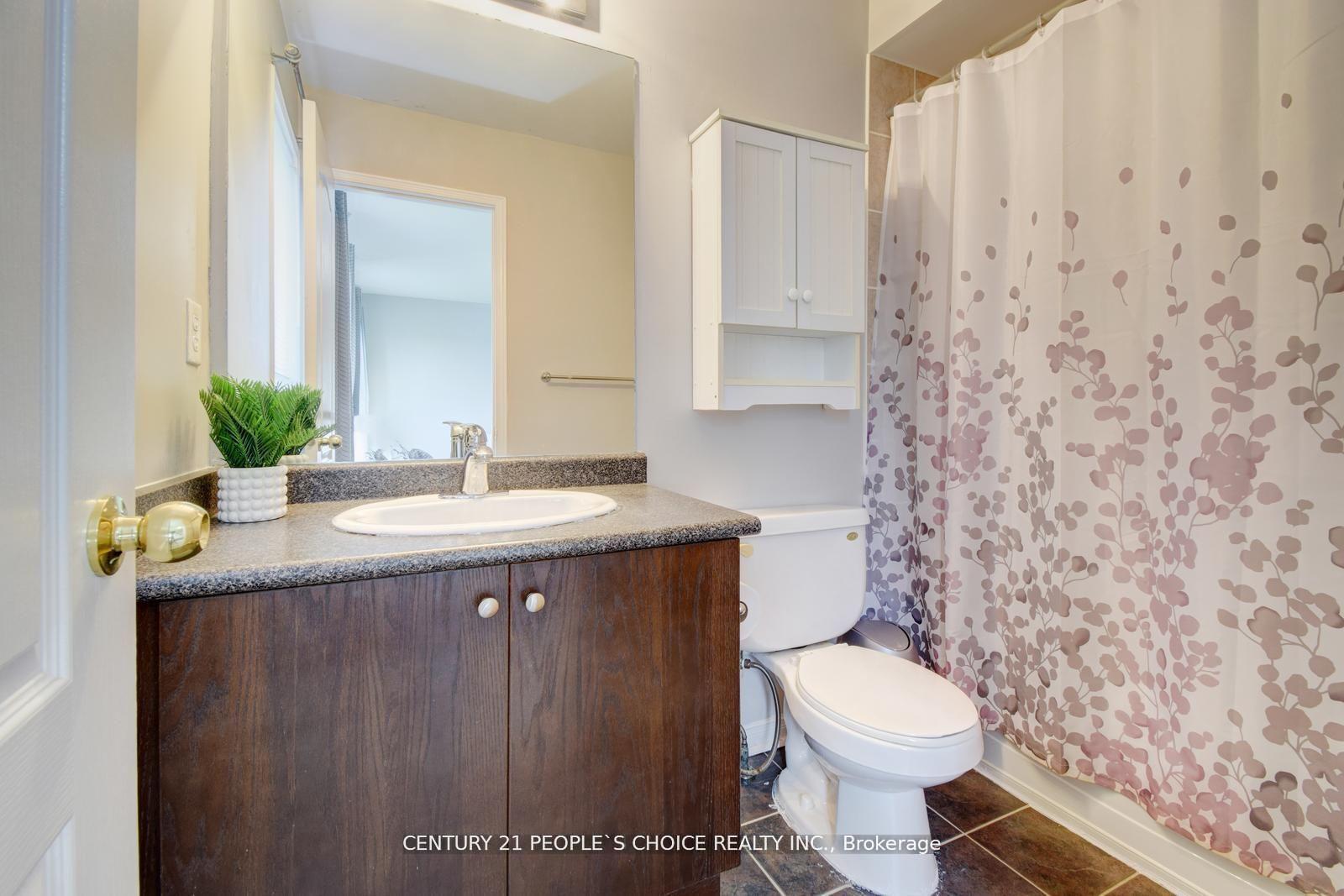 Photo 34 of 4872 Capri Crescent, Burlington, Alton — HOMEH