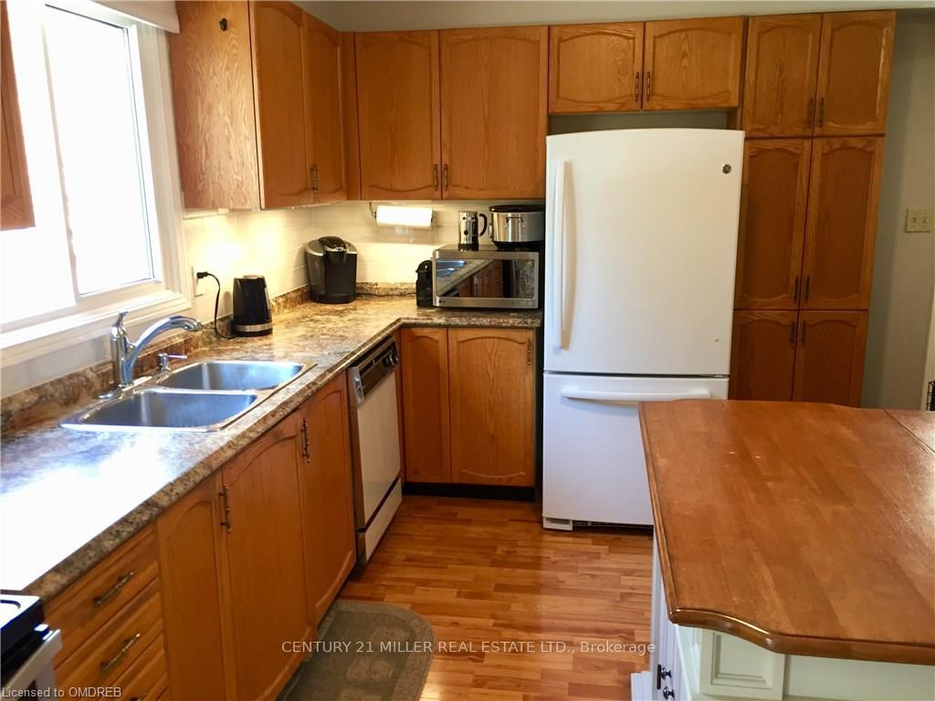 Photo 8 of 3497 Marion Court, Burlington, Palmer — HOMEH