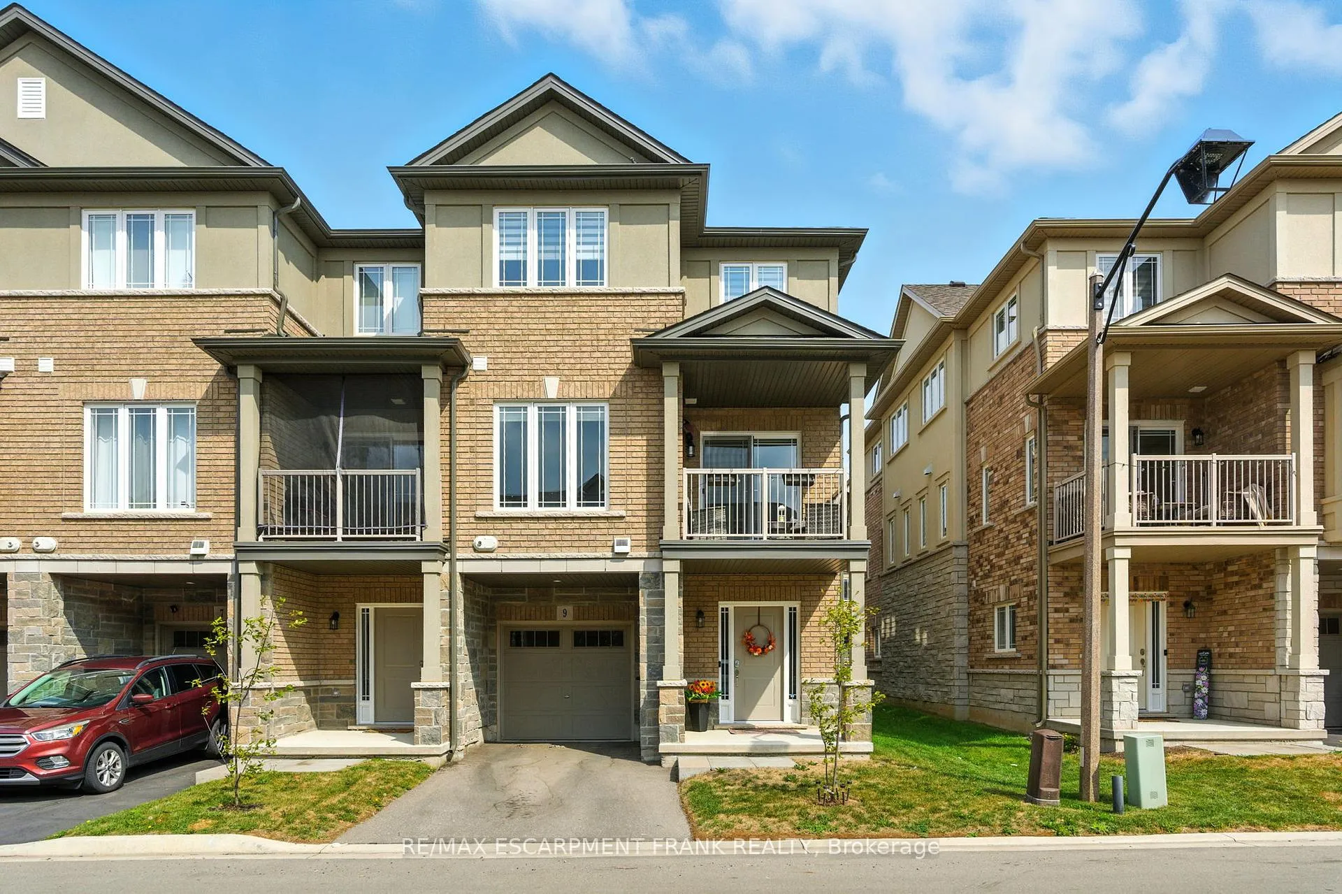 Front of 9 Laguna Village Crescent