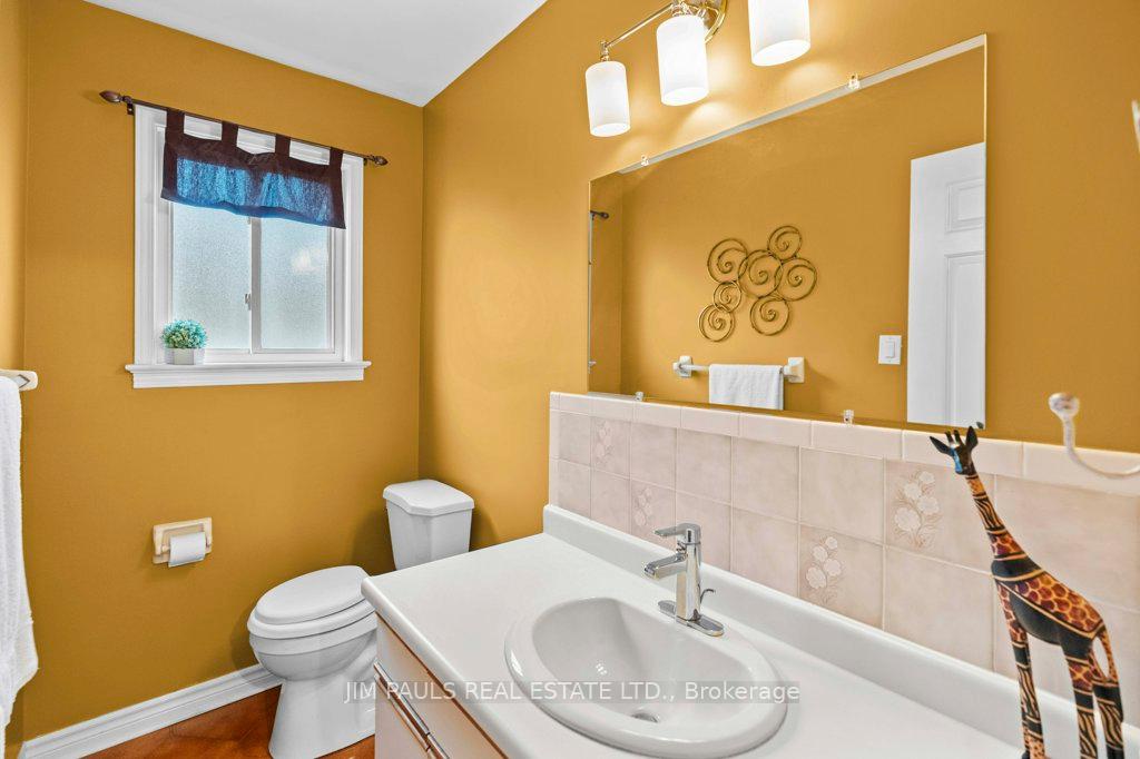 Photo 21 of 64 Abbot Drive, Hamilton, Burkholme — HOMEH
