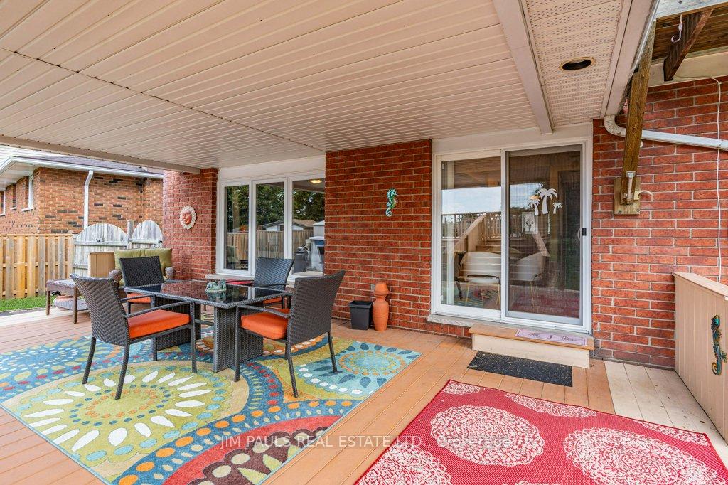 Photo 37 of 64 Abbot Drive, Hamilton, Burkholme — HOMEH