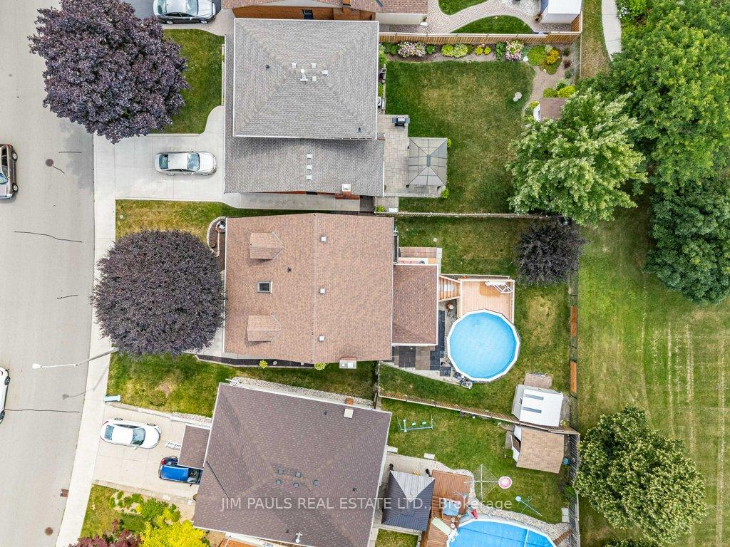 Photo 45 of 64 Abbot Drive, Hamilton, Burkholme — HOMEH