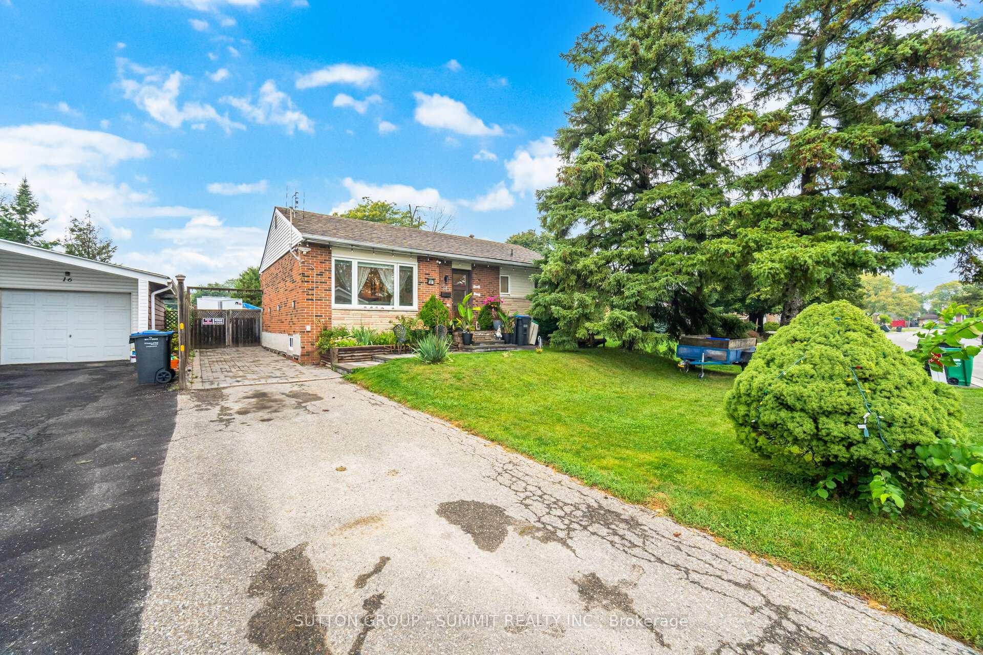 Photo 1 of 18 Golding Avenue, Brampton, Brampton East — HOMEH