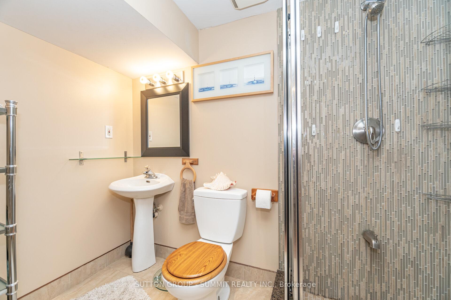 Photo 20 of 18 Golding Avenue, Brampton, Brampton East — HOMEH