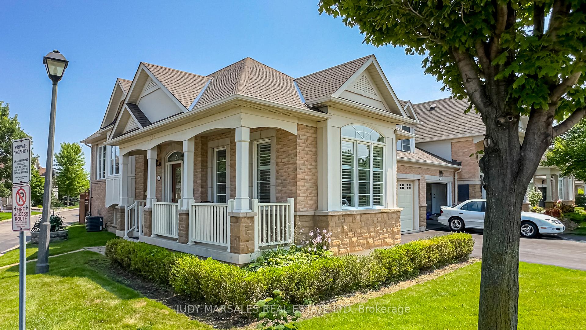 Photo 1 of Unit 34, 4400 Millcroft Park Drive, Burlington, Rose — HOMEH