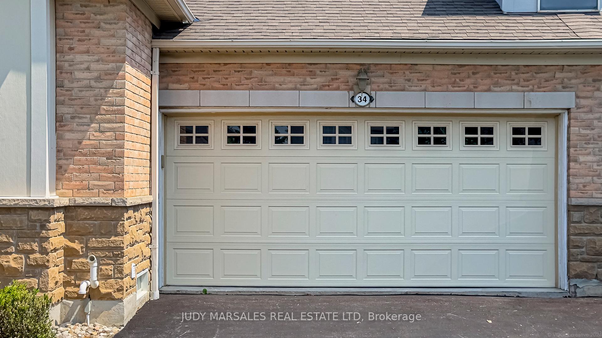 Photo 3 of Unit 34, 4400 Millcroft Park Drive, Burlington, Rose — HOMEH