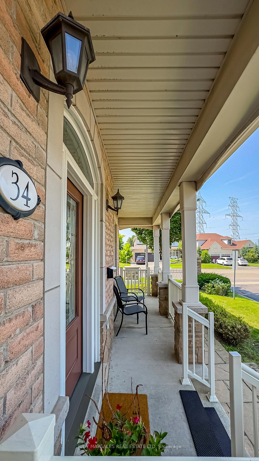 Photo 5 of Unit 34, 4400 Millcroft Park Drive, Burlington, Rose — HOMEH