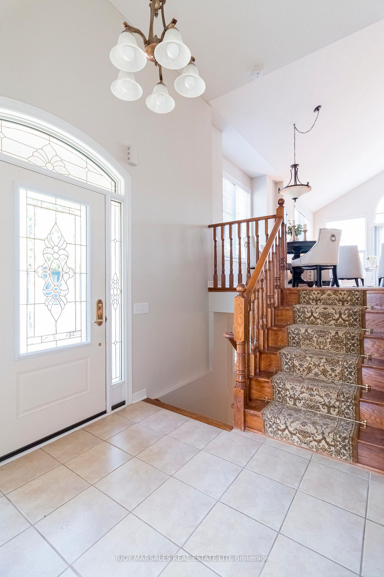 Photo 9 of Unit 34, 4400 Millcroft Park Drive, Burlington, Rose — HOMEH