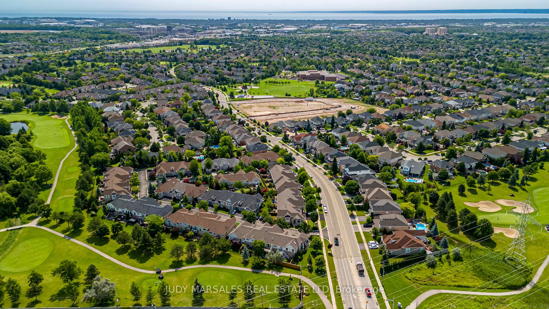 Photo 40 of Unit 34, 4400 Millcroft Park Drive, Burlington, Rose — HOMEH