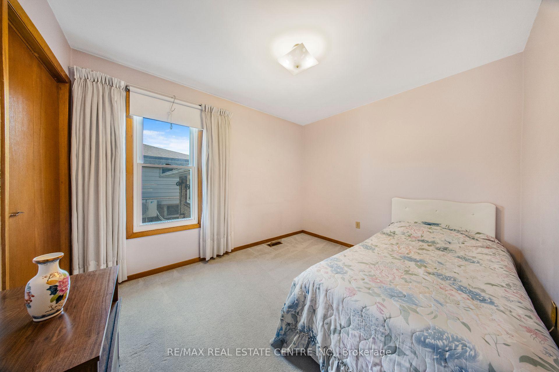 Photo 17 of 103 Forest Hill Crescent, Hamilton, Red Hill — HOMEH