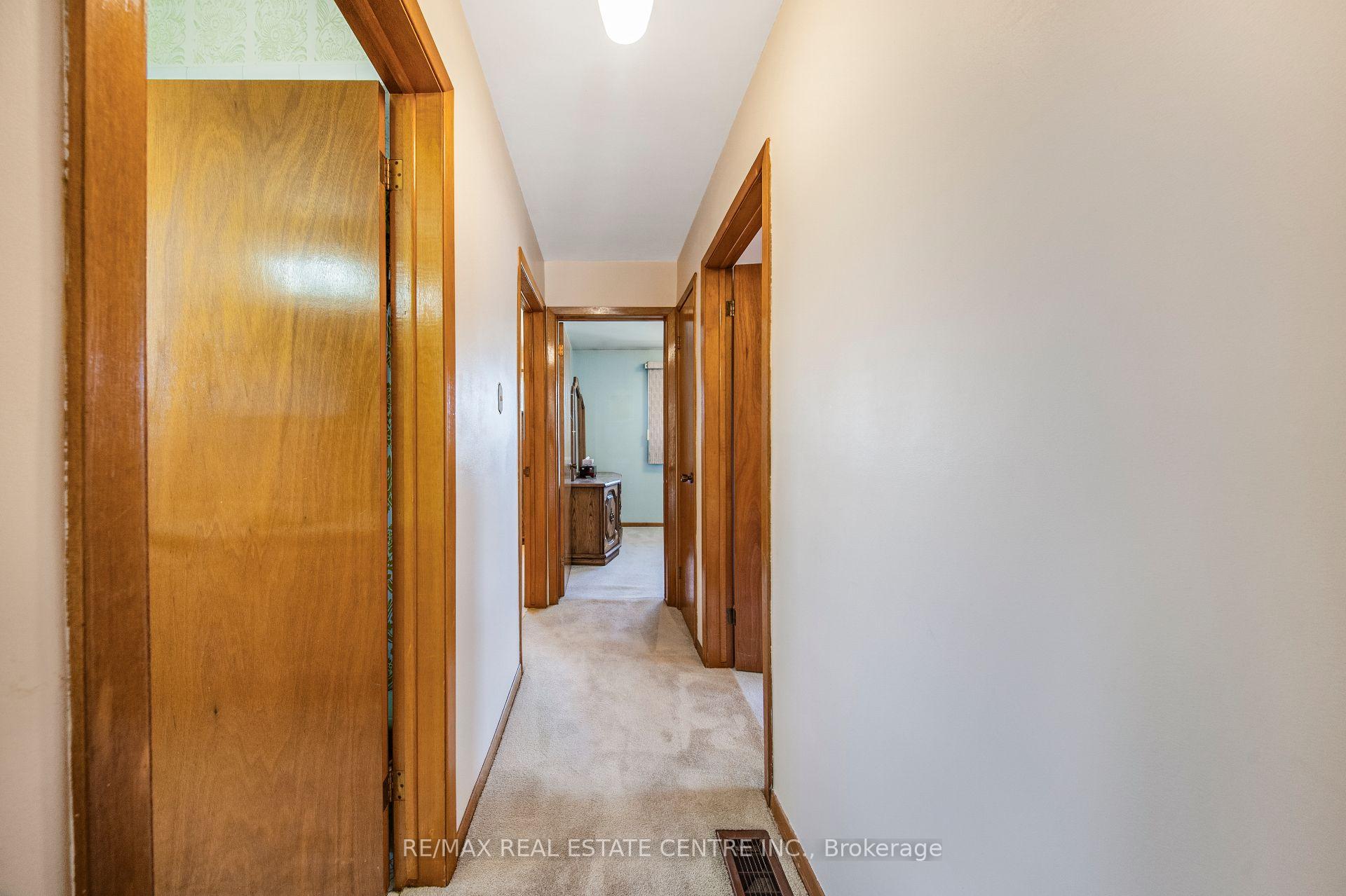 Photo 19 of 103 Forest Hill Crescent, Hamilton, Red Hill — HOMEH