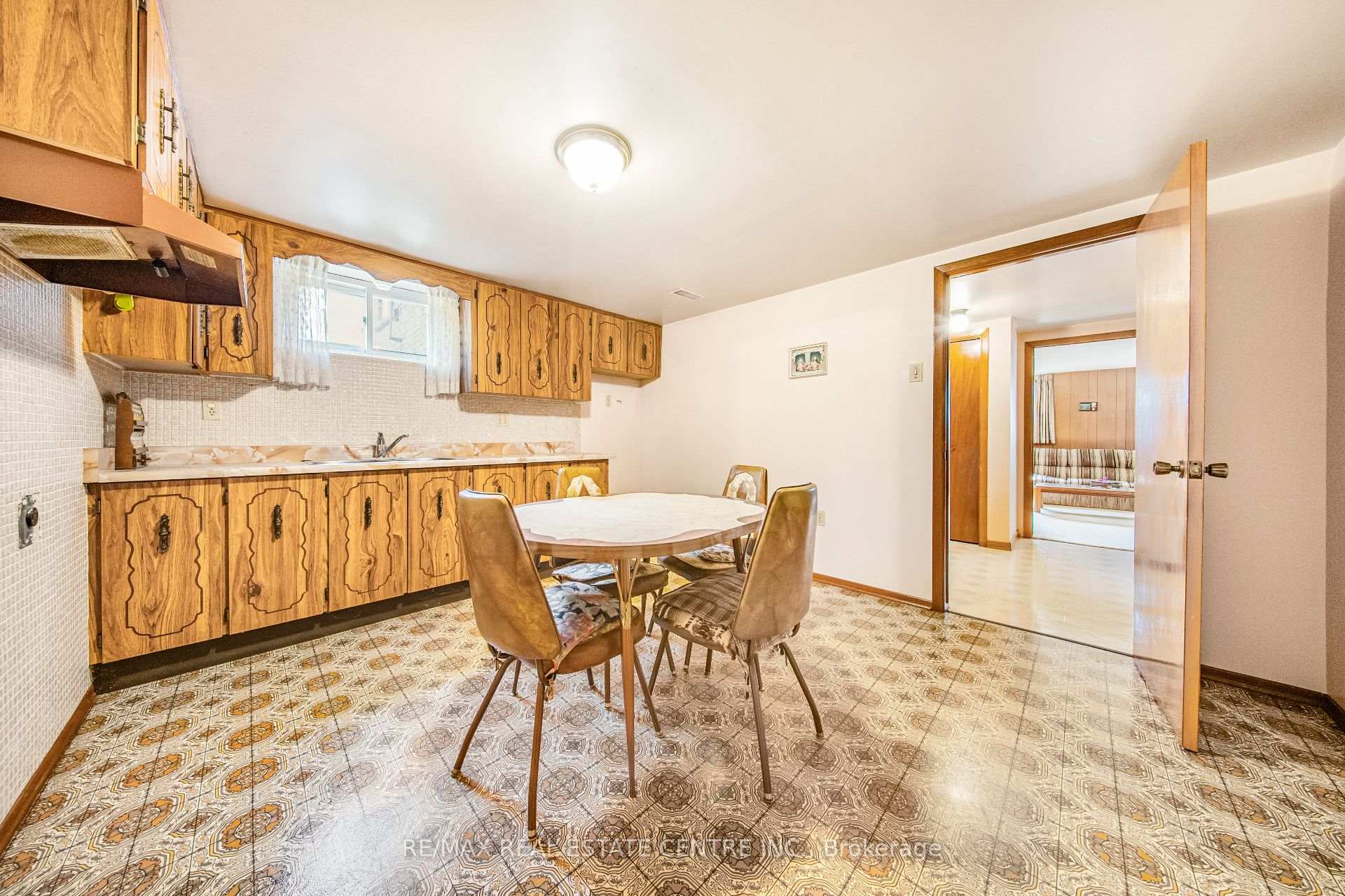 Photo 27 of 103 Forest Hill Crescent, Hamilton, Red Hill — HOMEH