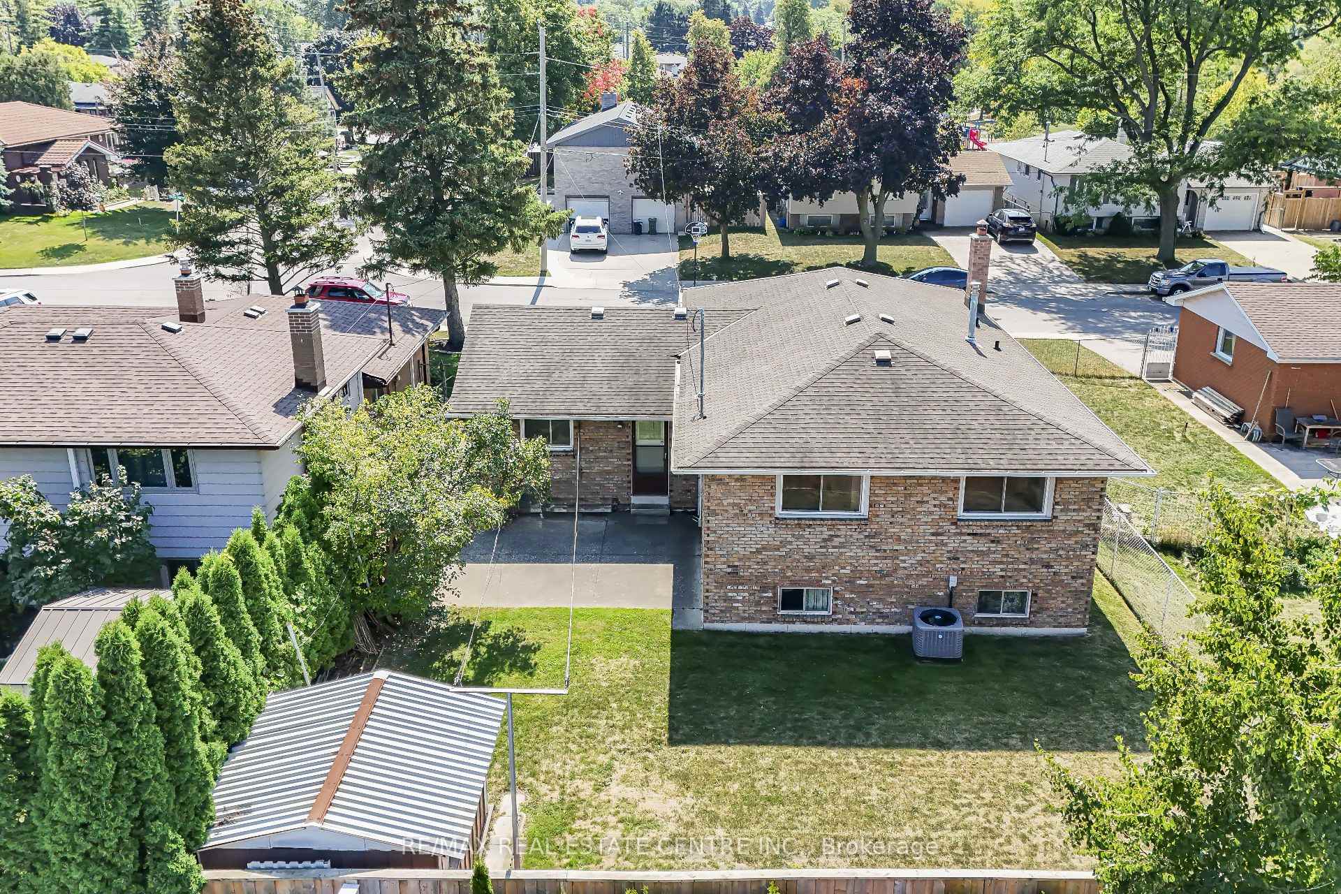 Photo 36 of 103 Forest Hill Crescent, Hamilton, Red Hill — HOMEH