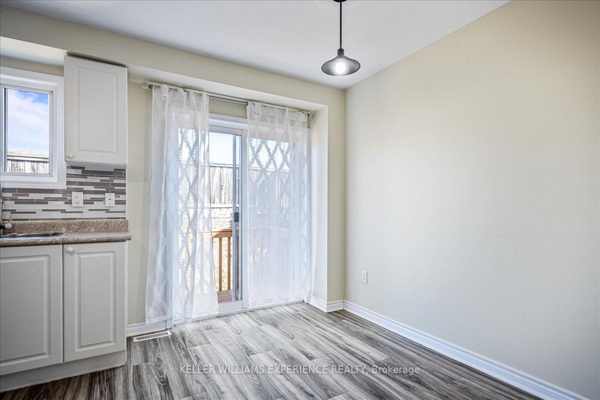 Photo 16 of 59 Hawthorne Crescent, Barrie, Ardagh — HOMEH