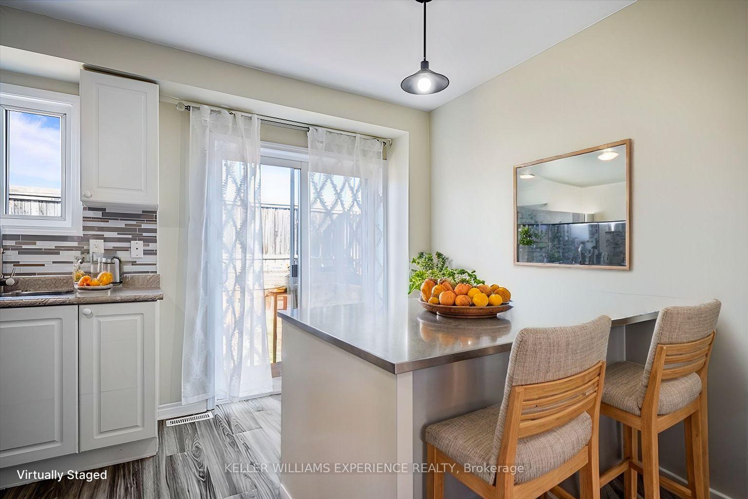 Photo 17 of 59 Hawthorne Crescent, Barrie, Ardagh — HOMEH