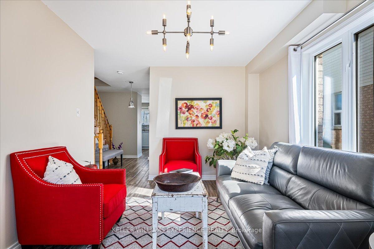 Photo 24 of 59 Hawthorne Crescent, Barrie, Ardagh — HOMEH