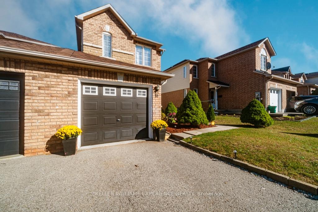 Photo 39 of 59 Hawthorne Crescent, Barrie, Ardagh — HOMEH