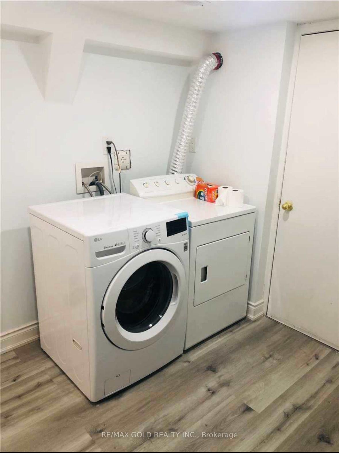 Photo 19 of Unit Upper, 110 Monaco Court, Brampton, Fletcher's Meadow — HOMEH