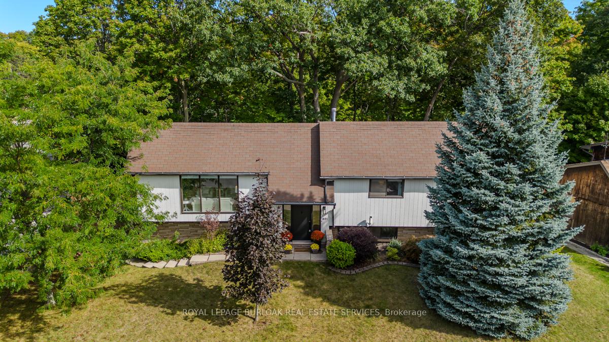 Photo 2 of 1891 Heather Hills Drive, Burlington, Tyandaga — HOMEH