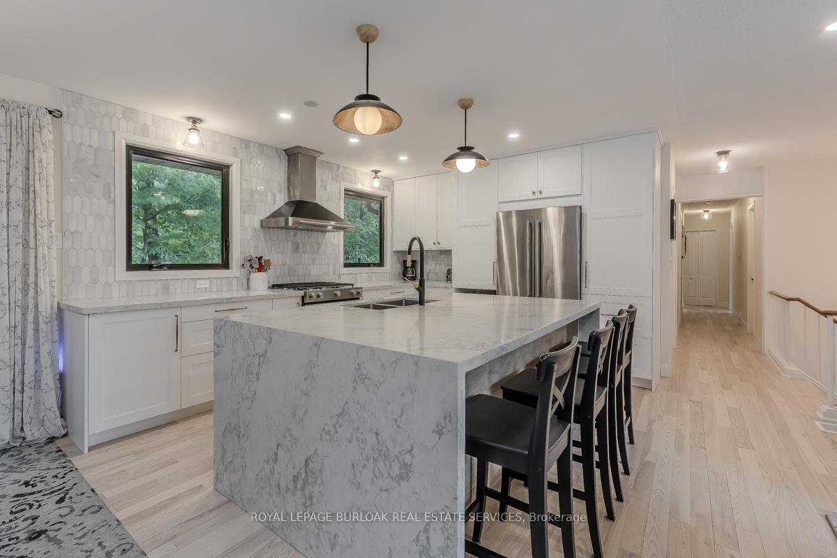 Photo 20 of 1891 Heather Hills Drive, Burlington, Tyandaga — HOMEH
