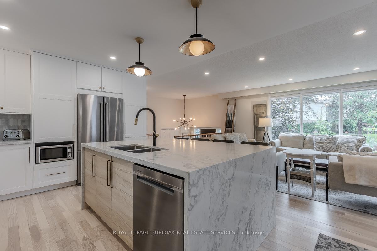 Photo 21 of 1891 Heather Hills Drive, Burlington, Tyandaga — HOMEH