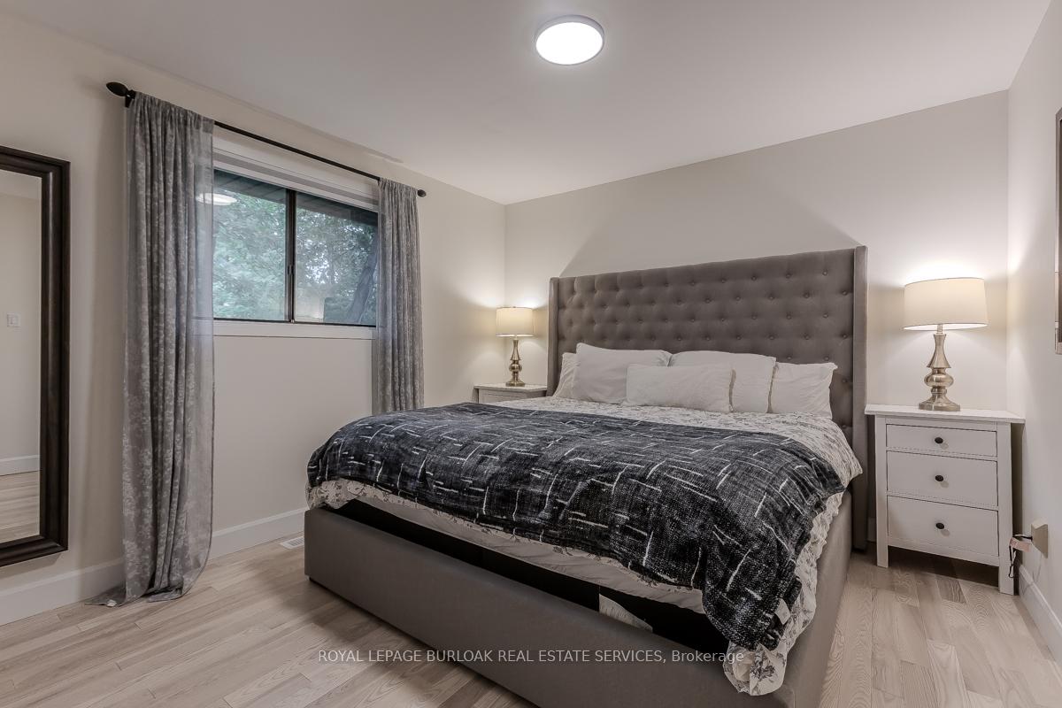 Photo 24 of 1891 Heather Hills Drive, Burlington, Tyandaga — HOMEH