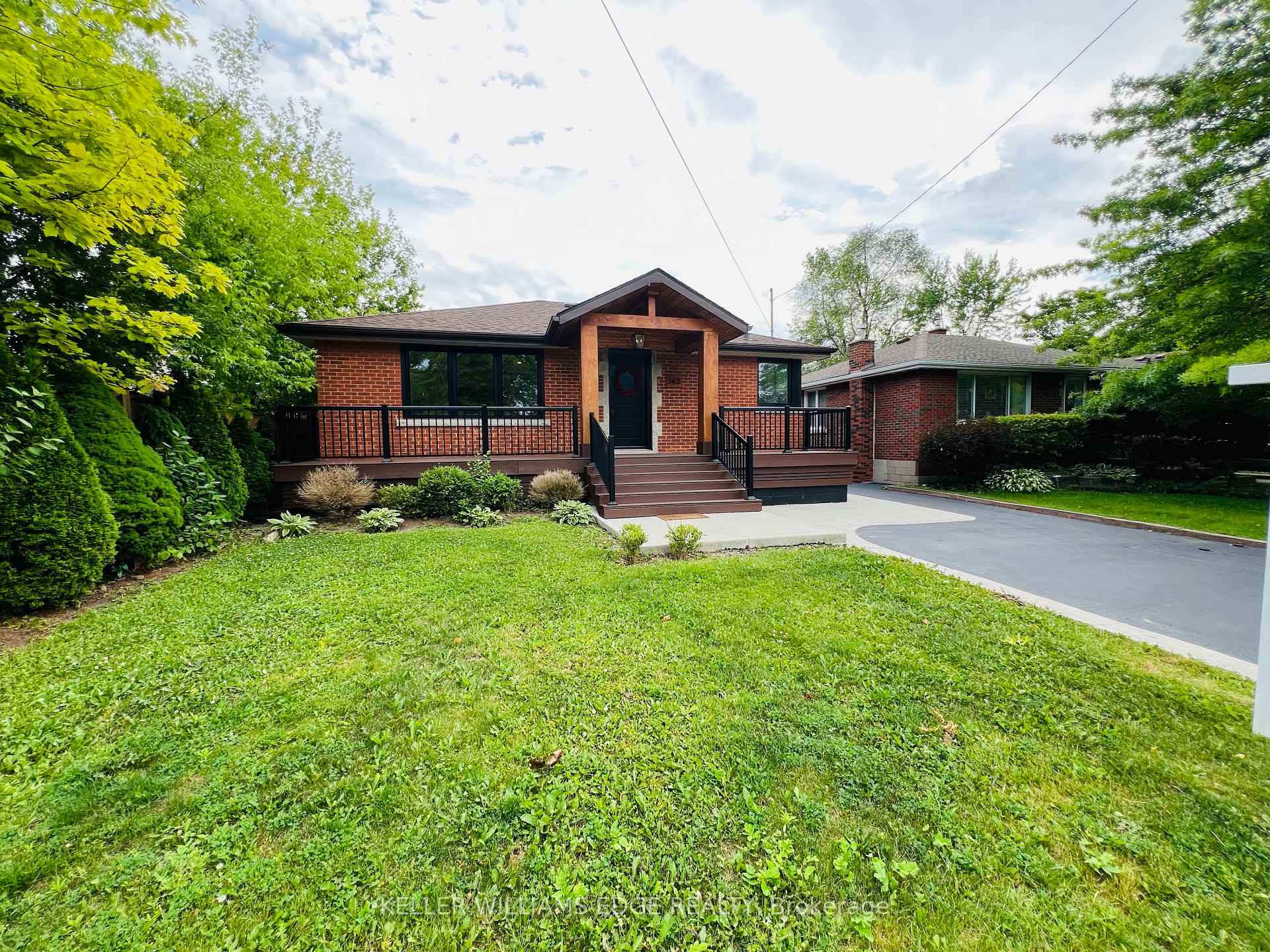 Photo 1 of 142 South Bend Road E, Hamilton, Balfour — HOMEH