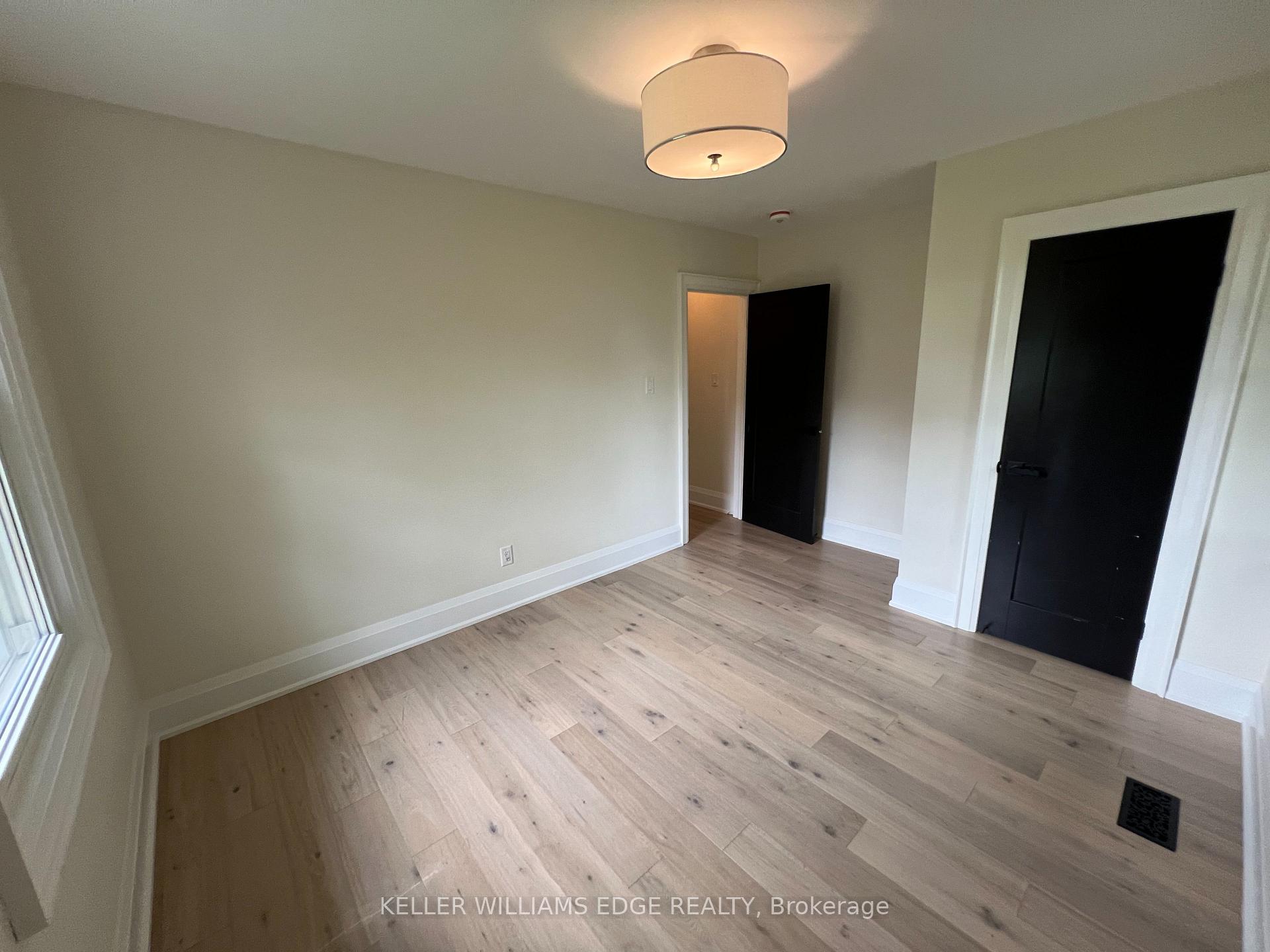 Photo 17 of 142 South Bend Road E, Hamilton, Balfour — HOMEH
