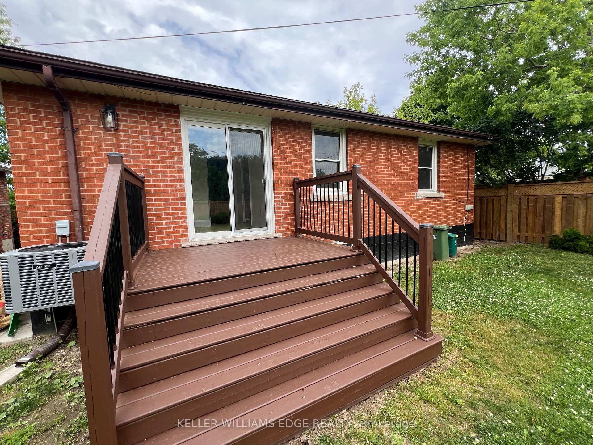 Photo 23 of 142 South Bend Road E, Hamilton, Balfour — HOMEH