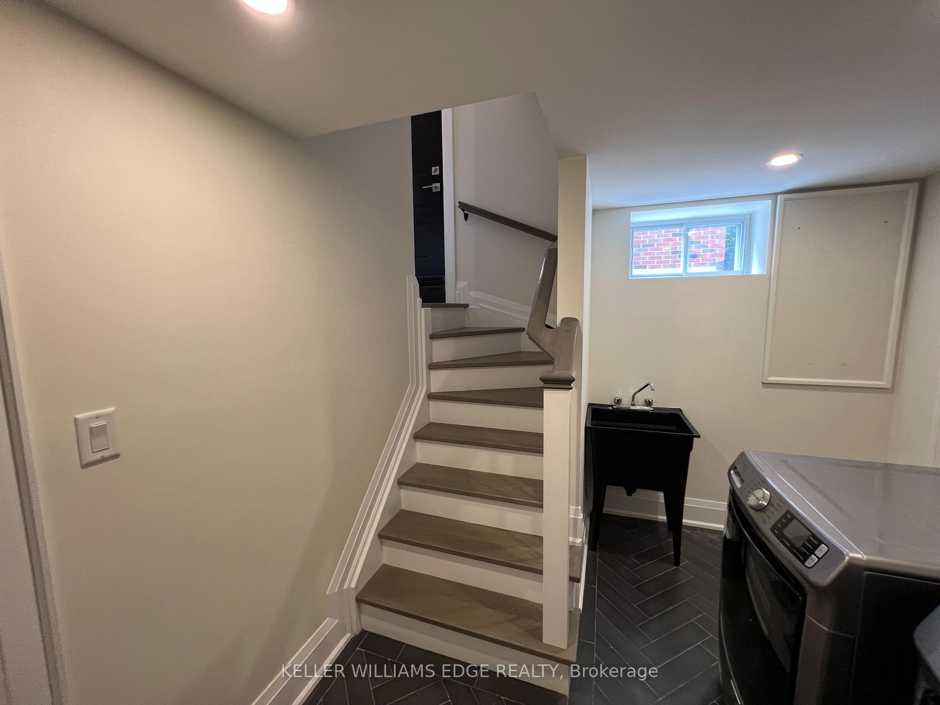 Photo 26 of 142 South Bend Road E, Hamilton, Balfour — HOMEH