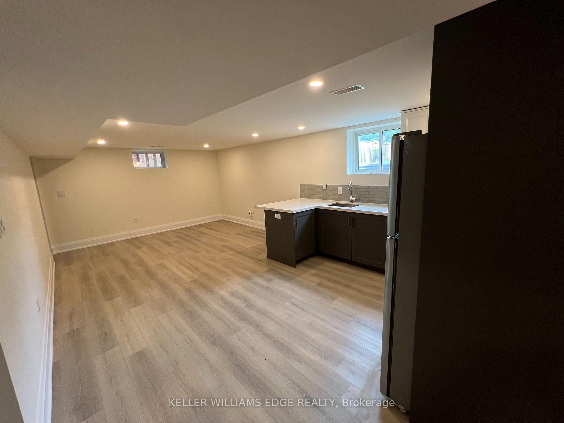 Photo 28 of 142 South Bend Road E, Hamilton, Balfour — HOMEH
