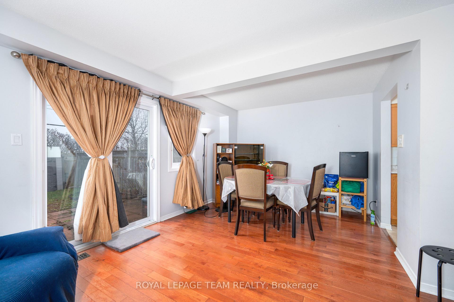 Photo 11 of 74 Royal Field Crescent, Ottawa, Barrhaven - Longfields — HOMEH