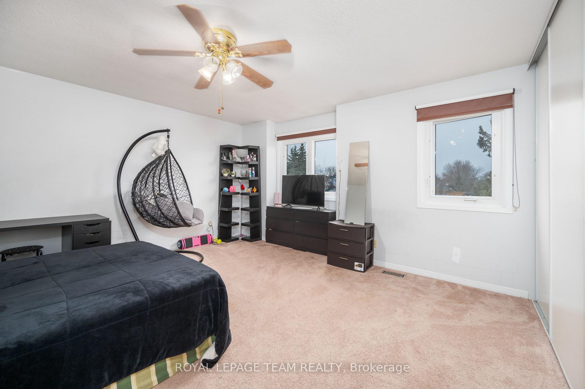 Photo 15 of 74 Royal Field Crescent, Ottawa, Barrhaven - Longfields — HOMEH