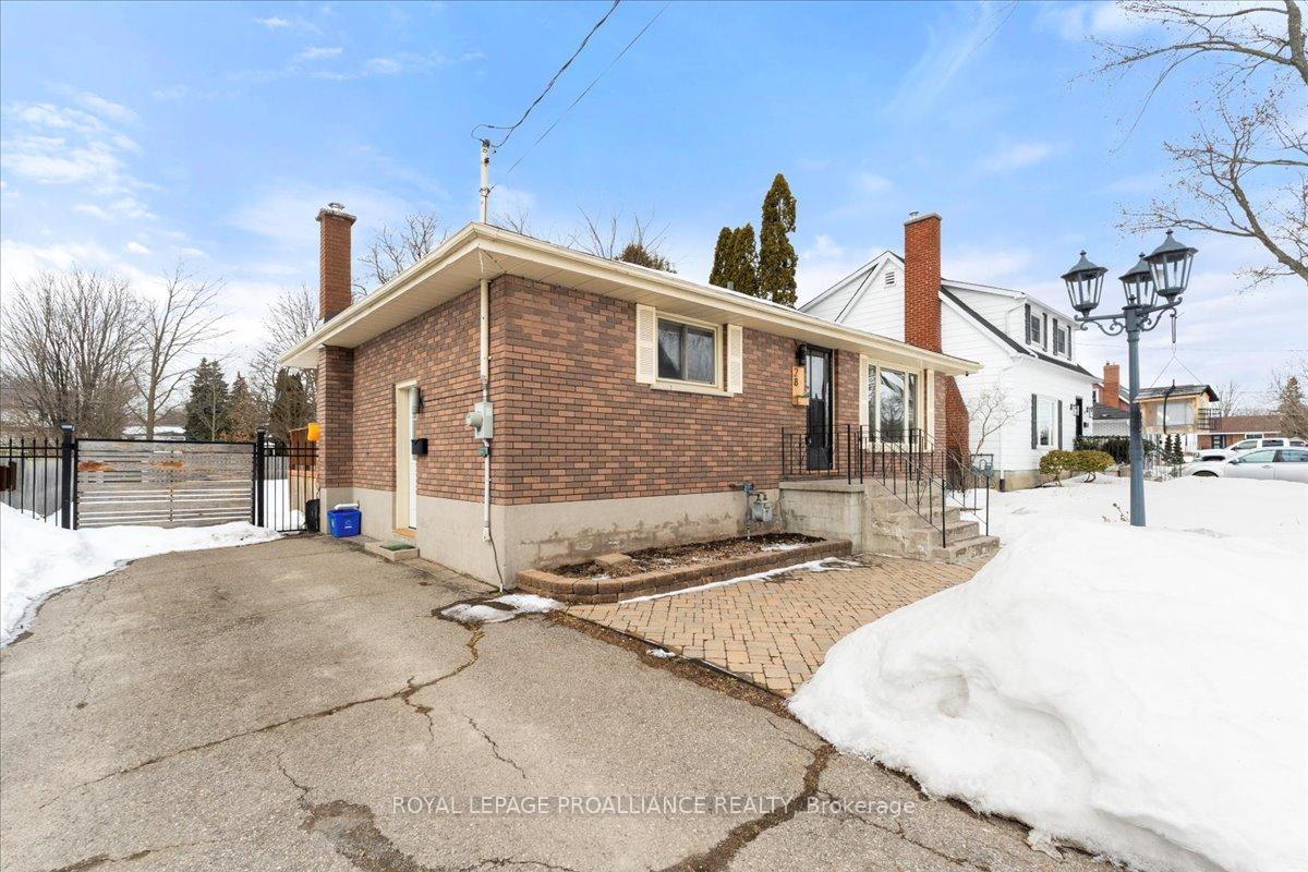Photo 2 of 28 Glendale Road, Belleville, Belleville Ward — HOMEH