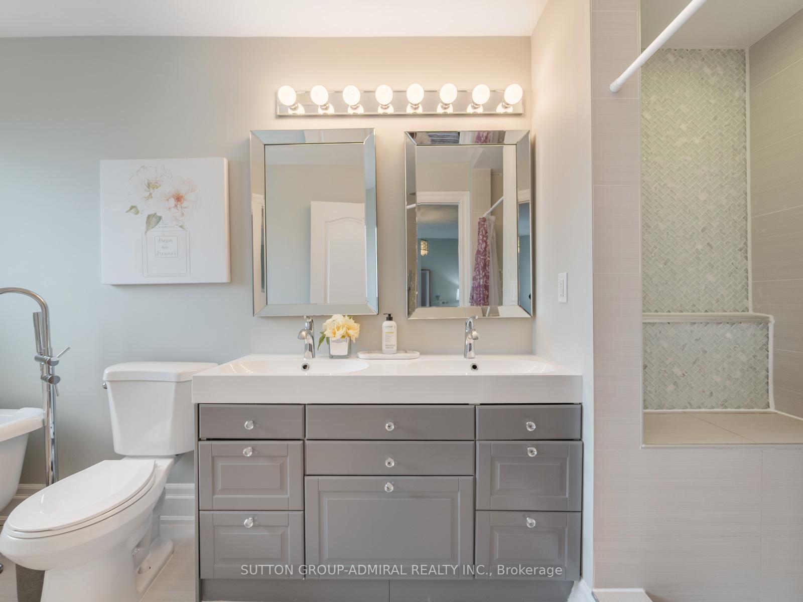 Photo 22 of 29 Daniel Reaman Crescent, Vaughan, Patterson — HOMEH